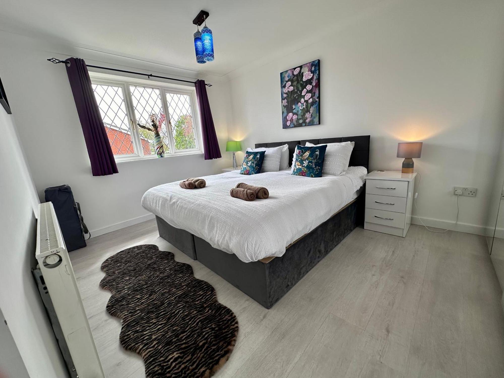 Beautiful House In South Cambridge, 14-Min Drive To The City Centre, Free Parking, No Sofabeds, Sleeps 6 Exterior photo